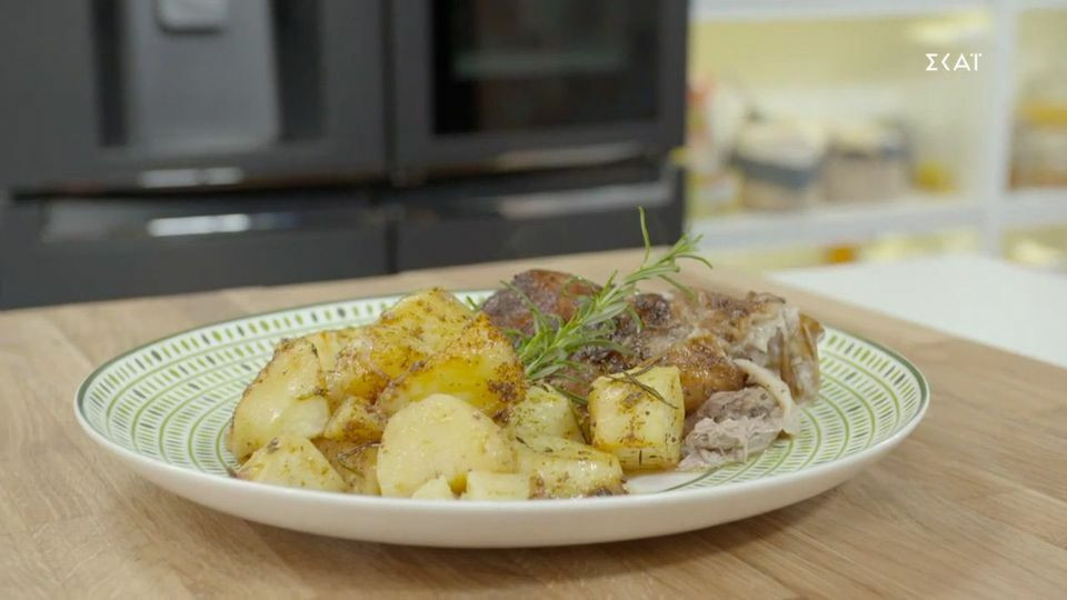 arni me patates foyrnos argyro 658cf