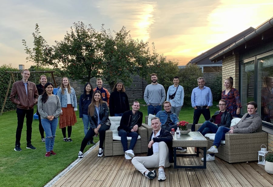 Hatzakis_Lab_team_11334.jpg