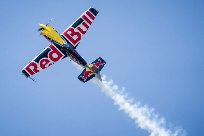Red_Bull_Showrun_by_ALUMIL_3_c2175.jpg