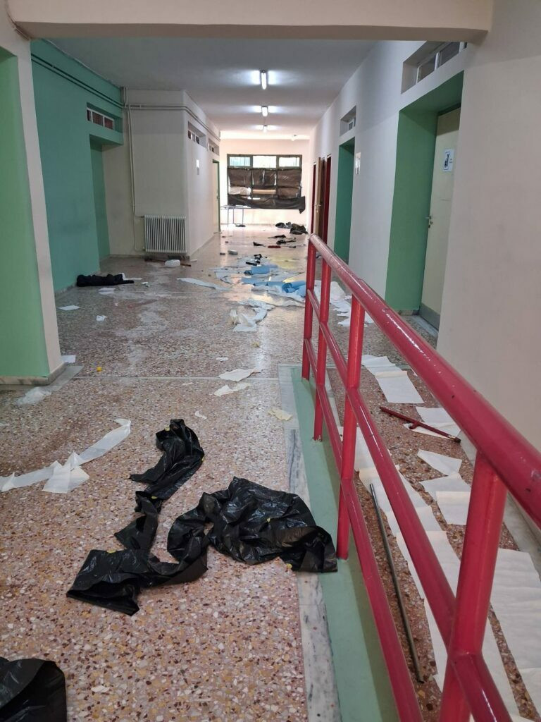 gimnasio rafinas katastrofes 2 768x1024 fc8f1