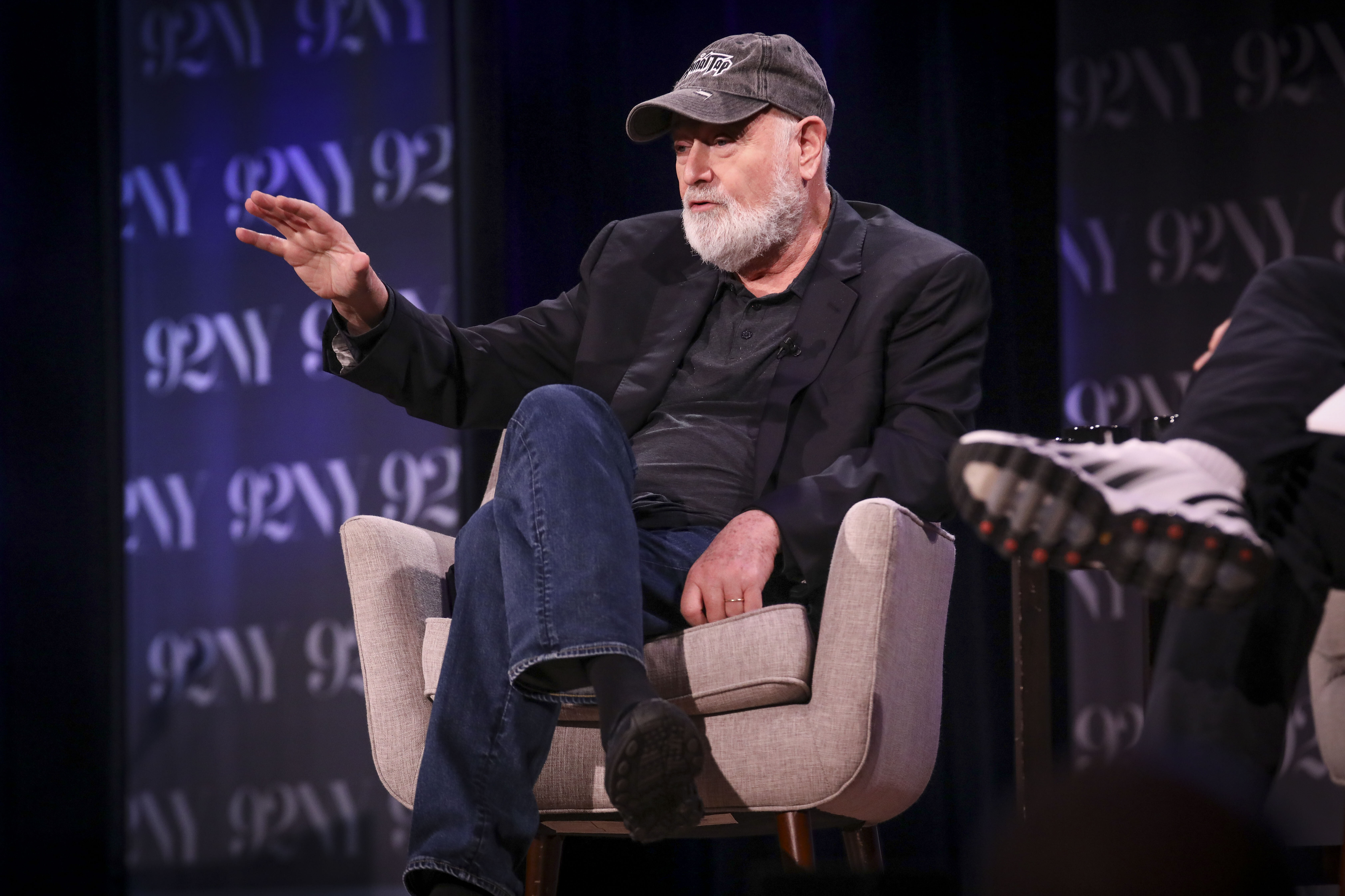 AP25259110070865 3a1b5