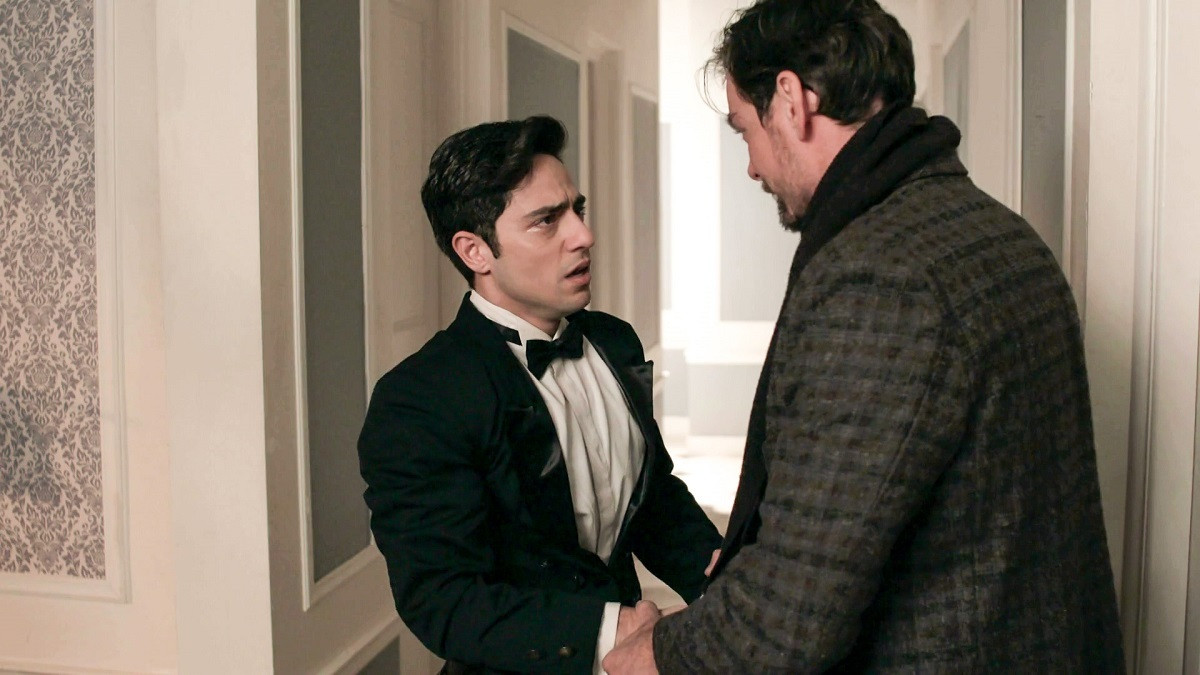 GRAND HOTEL mesa 1 51152