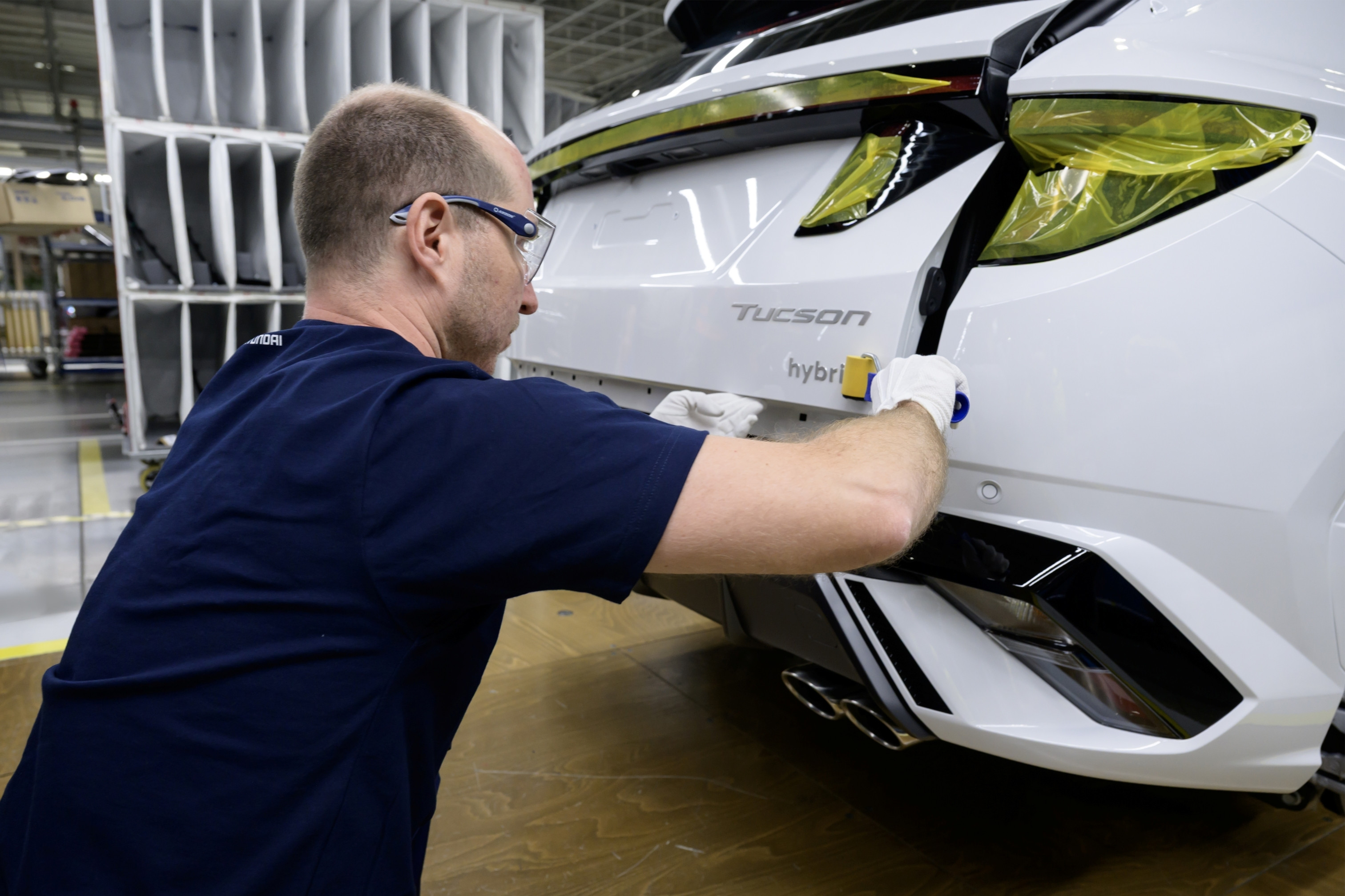 The owner of the 5 millionth car got involved in production a147f