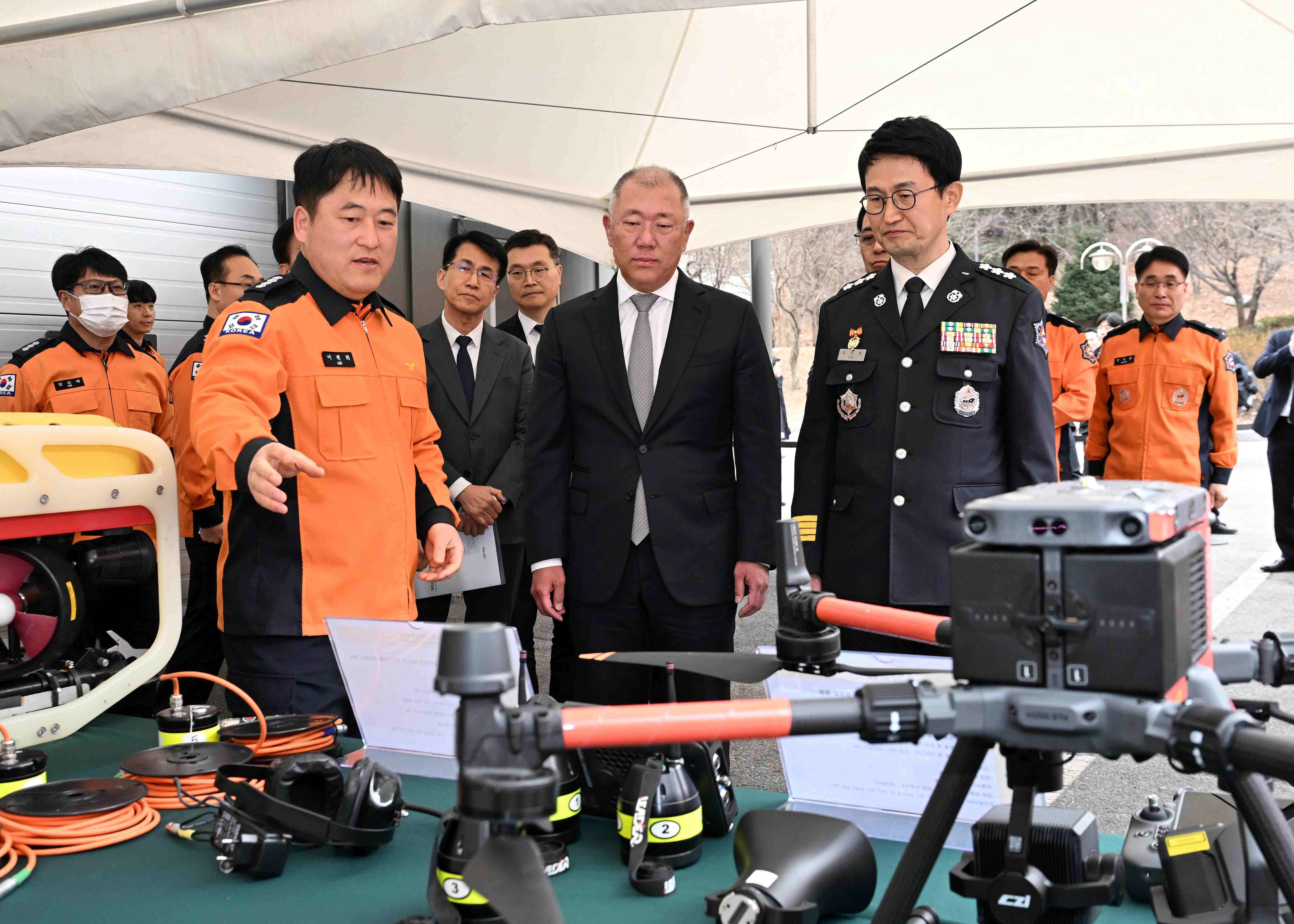2026 Image2 HMG Donates Unmanned Firefighting Robots to Korea National Fire Agency for Safeguarding Firefighters c3672