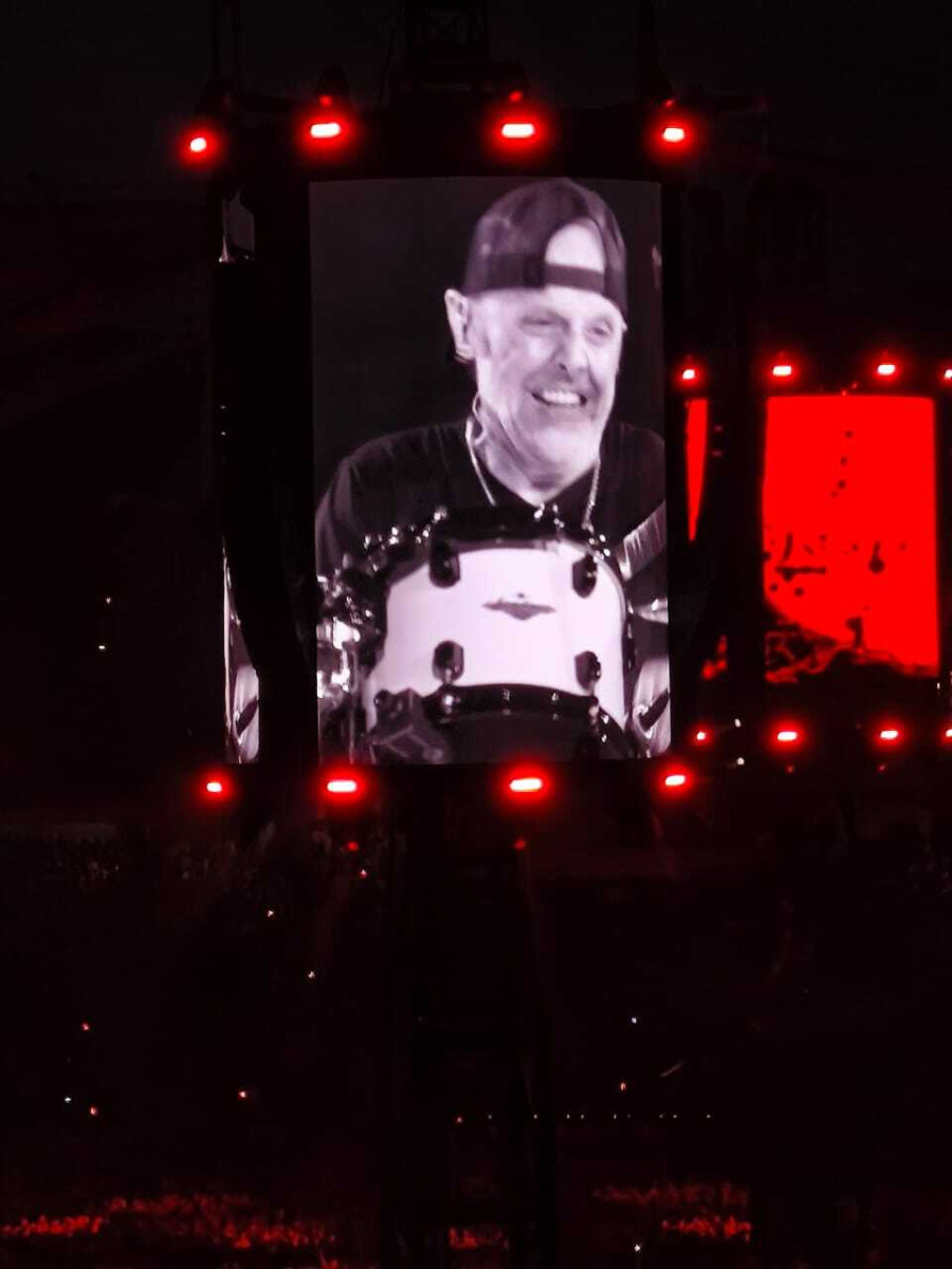 metallica3_18b3b.jpeg