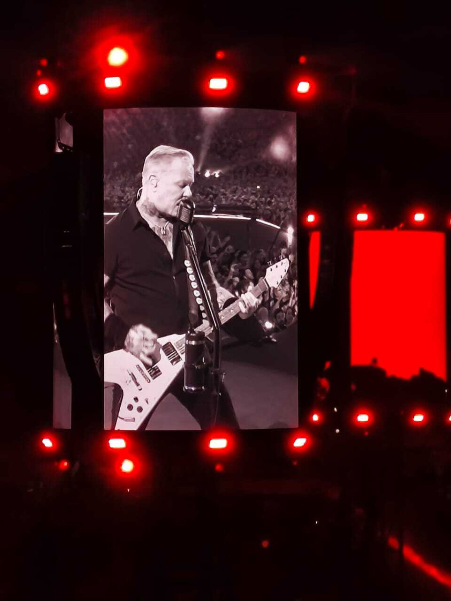 metallica5_952c7.jpeg