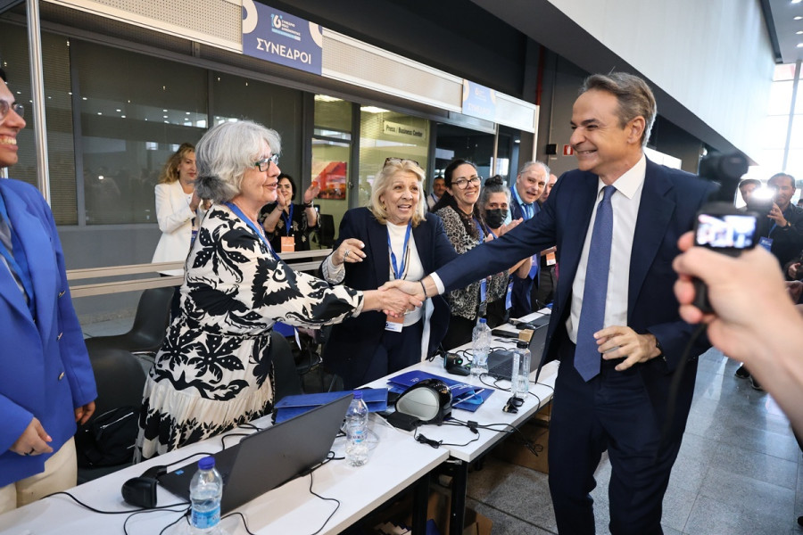 mitsotakis2_41c3b.jpg