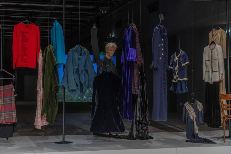 A_Biographical_Wardrobe-Tilda_SwintonOlivier_Saillard-Andreas_Simopoulos_for_Onassis_Stegi_f7582.jpg
