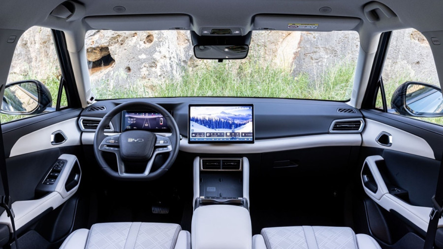 BYD-ATTO2-DM-i_INTERIOR-3_6d27b.jpg