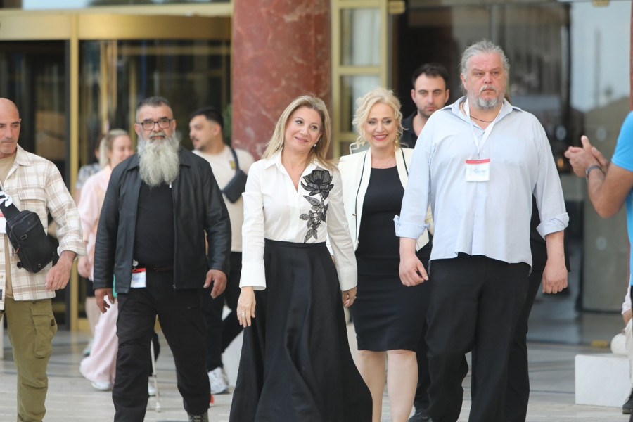 karystianou35_6fc44.jpg