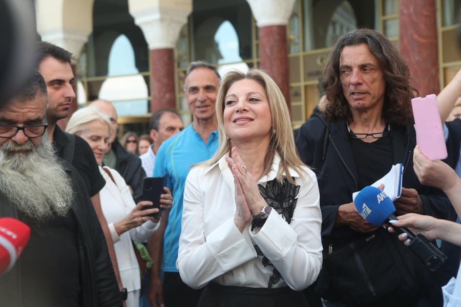 karystianou37_52c1a.jpg