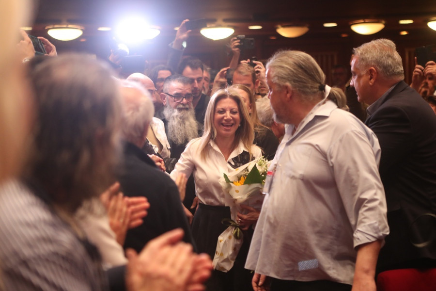 karystianou40_8ef7d.jpg