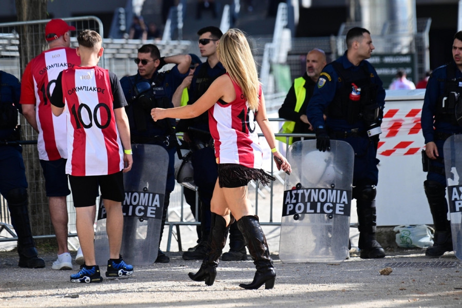 olympiakos_telikos_euroleague4_be31c.jpg