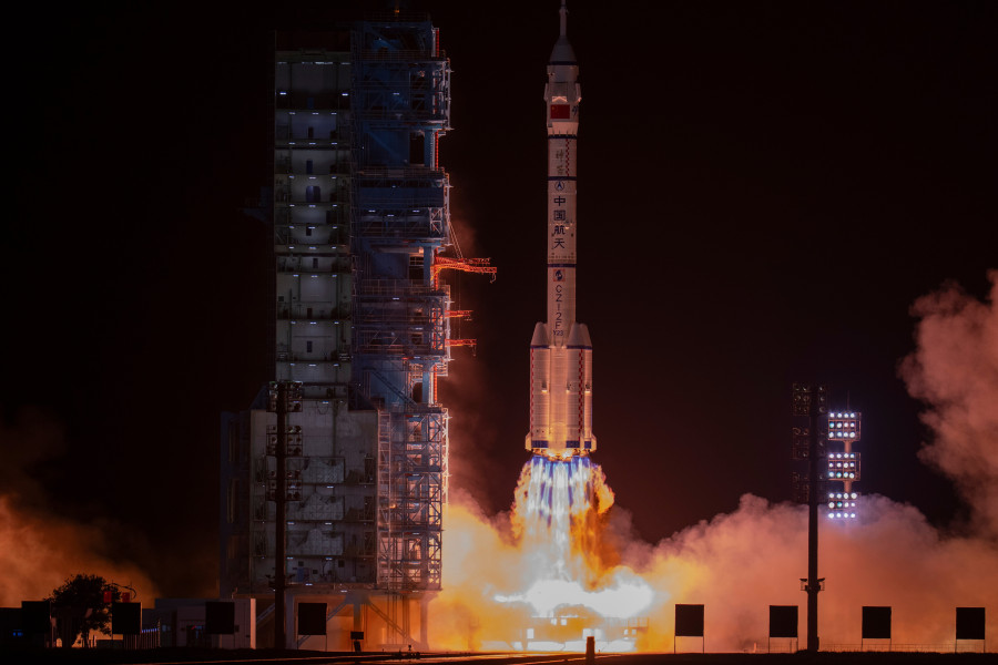 space2_95310.jpg