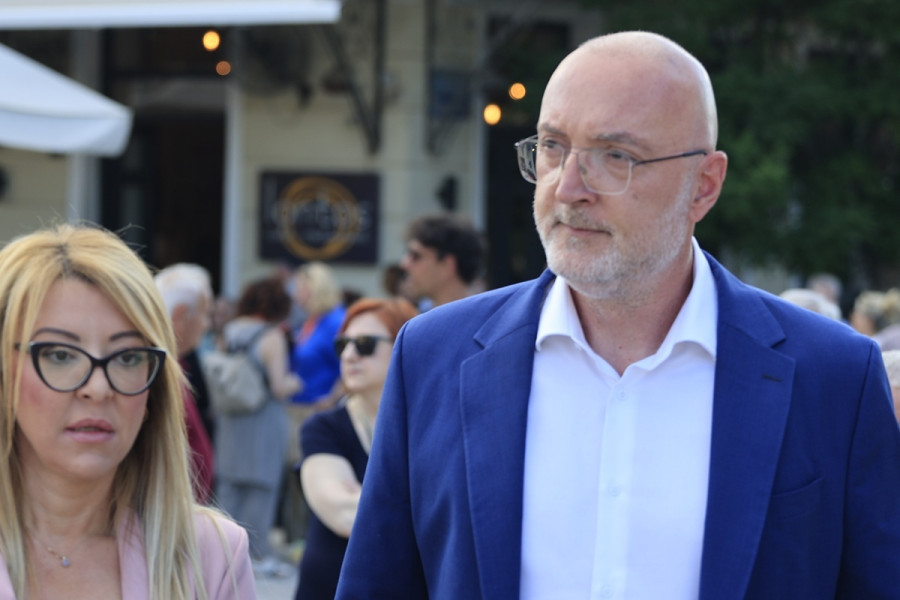 tsipras18_5b5a3.jpg