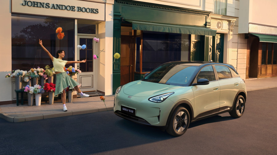 Geely_E2_2_16be1.jpg