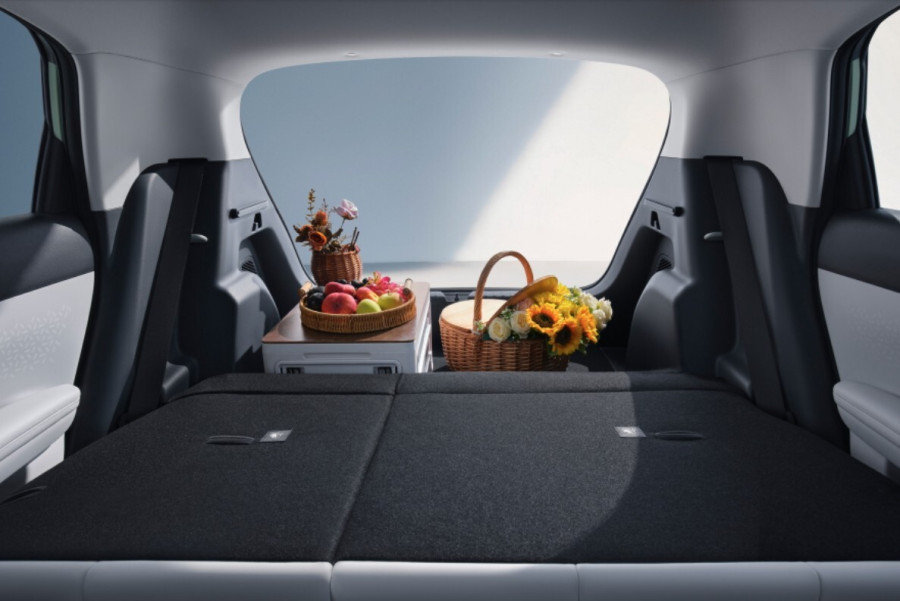 Geely_E2_5_8ad39.jpg