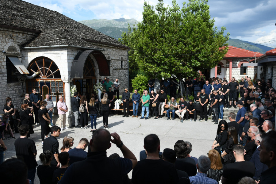 oikonomou3_da165.jpg