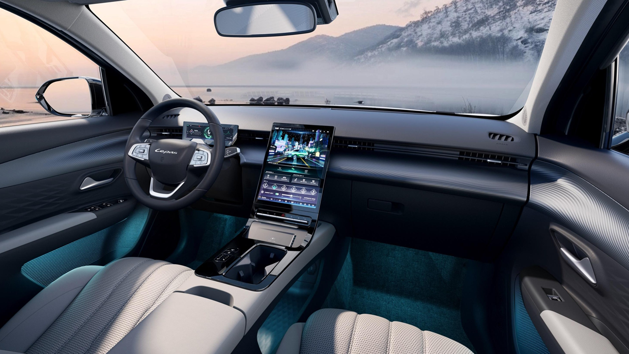 L4 interior 174b2