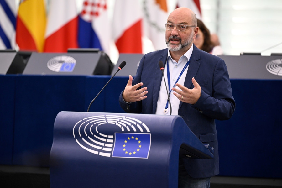 sakis_arnaoutoglou_olomeleia_2026_6107b.jpg