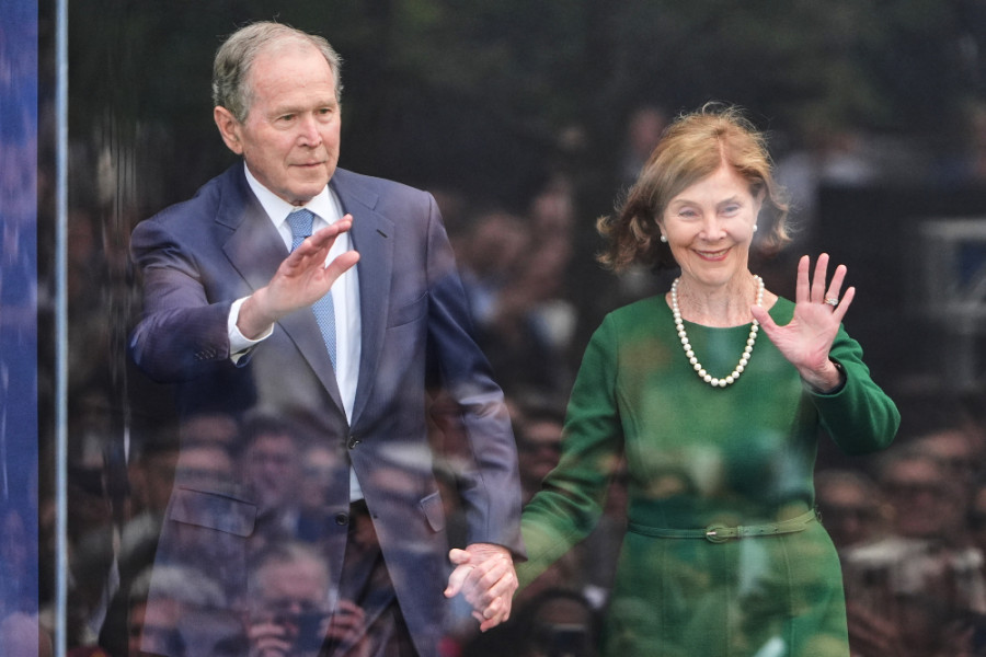 bush_7c268.jpg