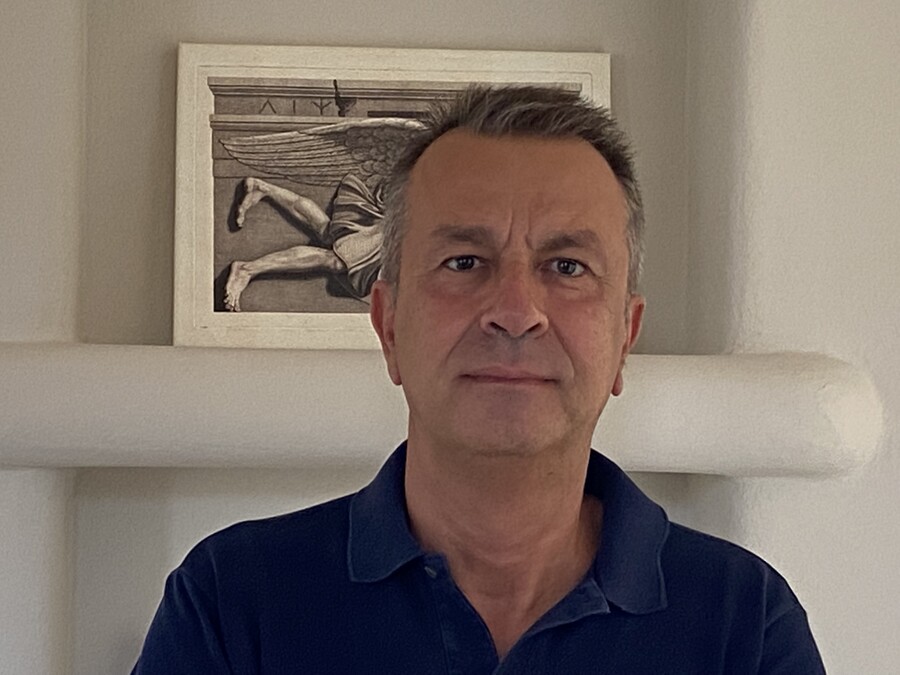 κώστας_λαγουβάρδος_4be82.jpg