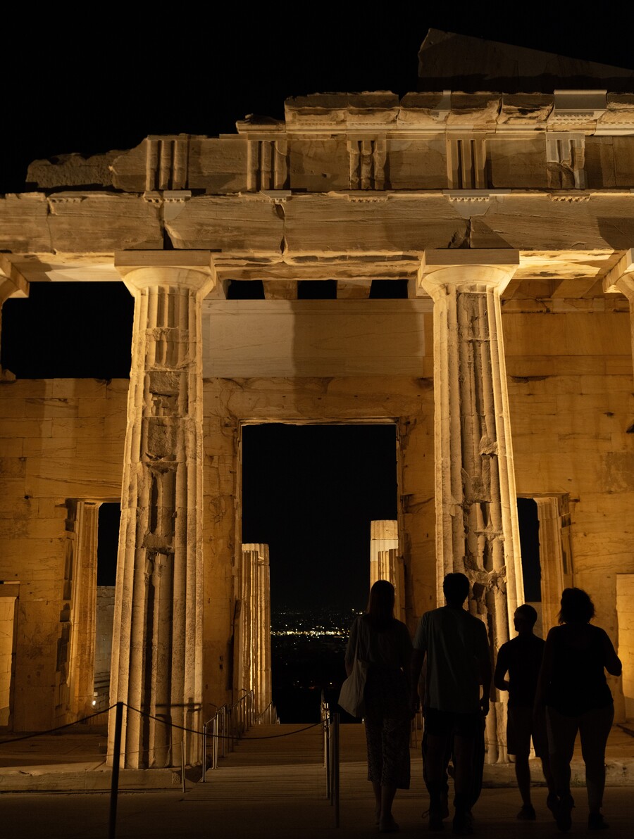 acropolis-lights-night-_aa82a.jpg