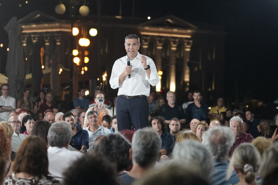 tsipras3_c71b7.jpg