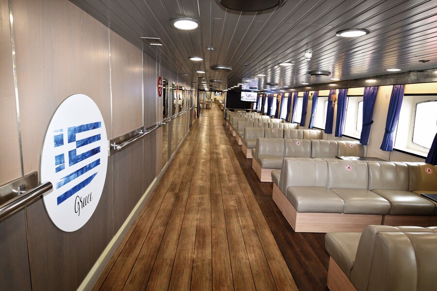 super_star_interior_01_4000d.jpg