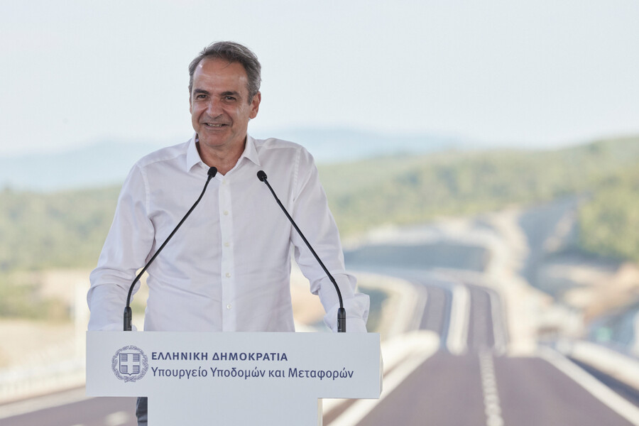 mitsotakis_e6511_a0bf8.jpg