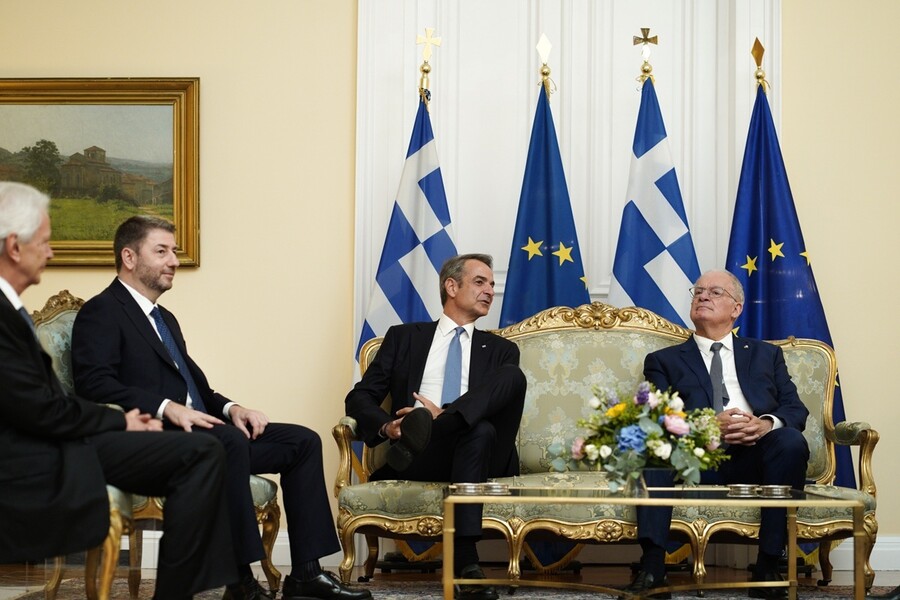 proedriko54_85157.jpg