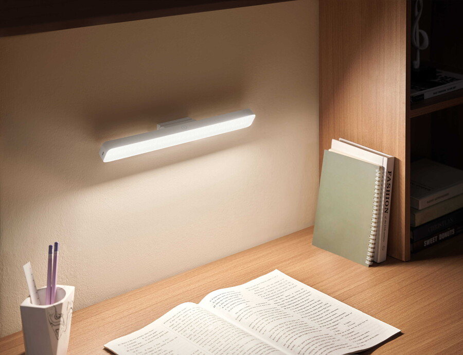 xiaomi_magnetic_reading_light_bar_a06da.jpg