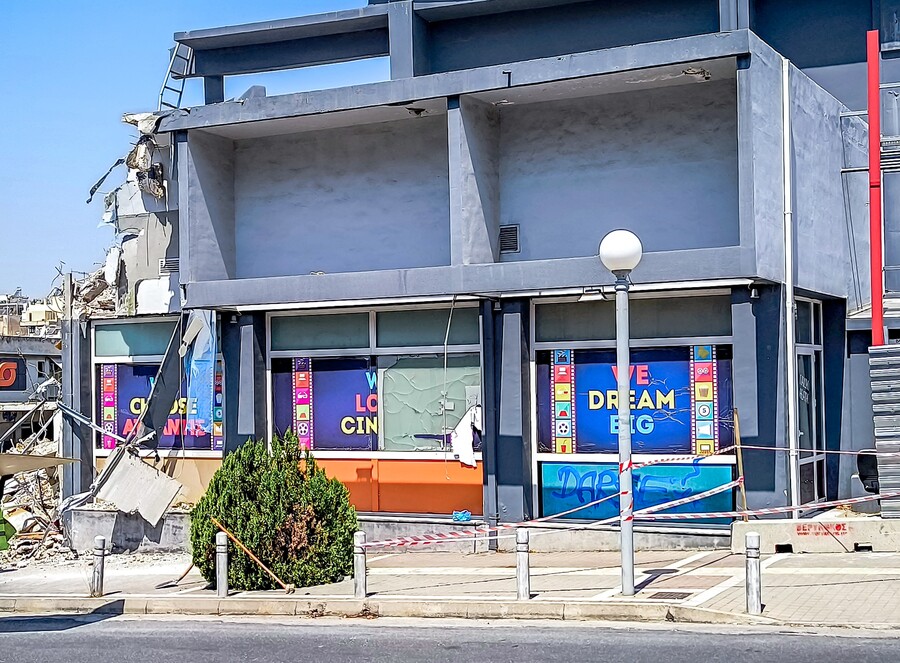 cine2_be06ead18ea300c0.jpg