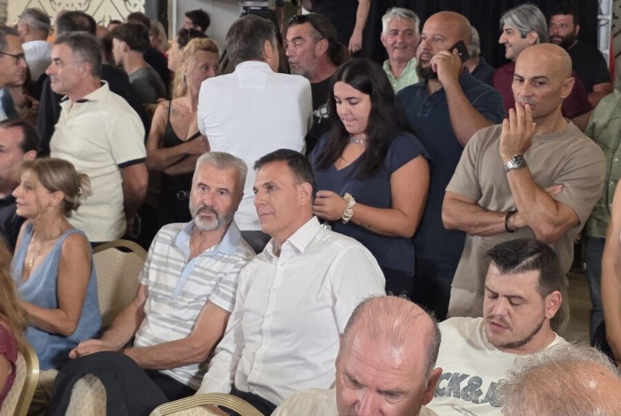 karameros_tsipras1_fef00dfd571bbc2f.jpeg