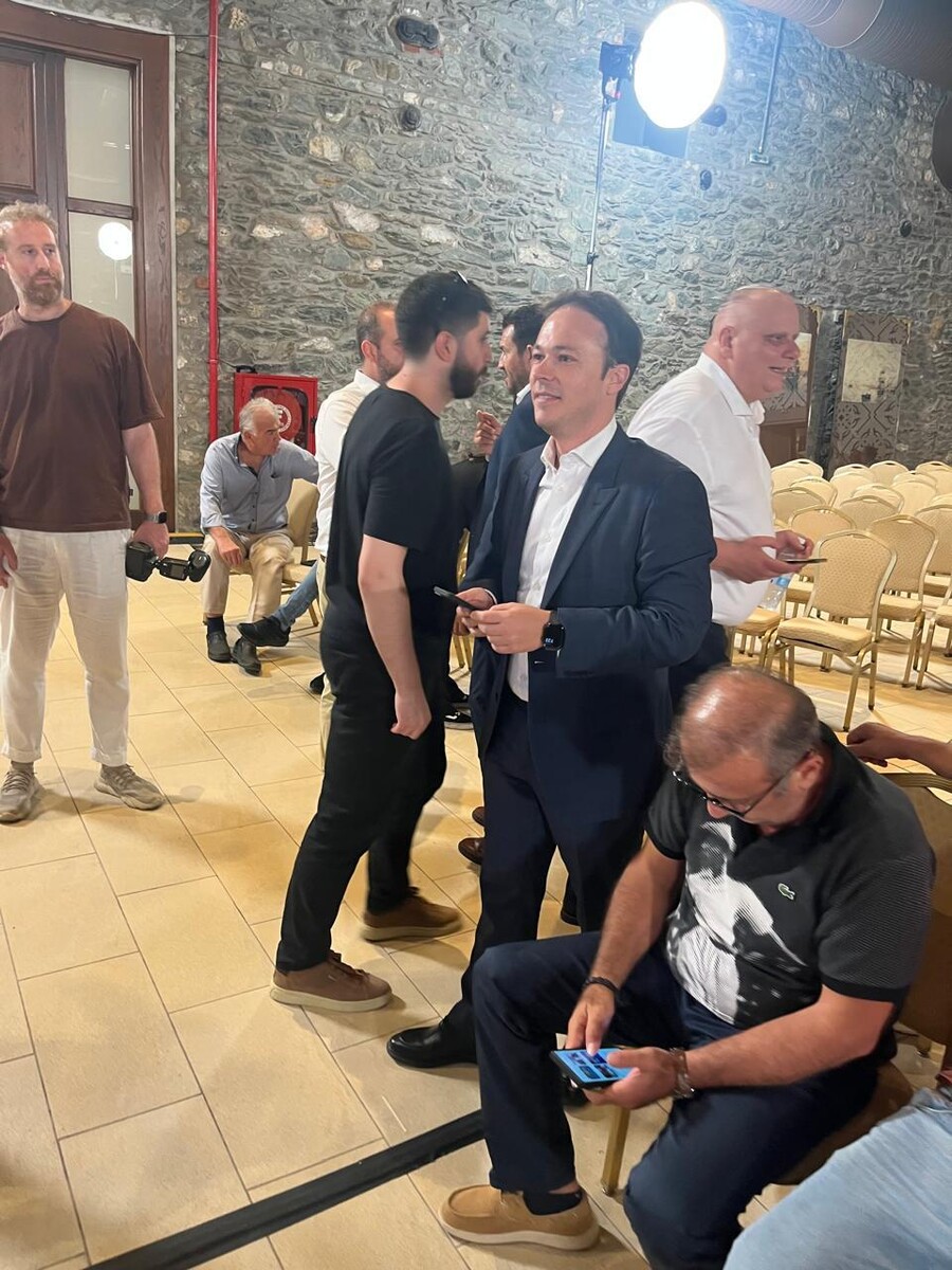 tsipras12_a54f729d3f3c6ce8.jpeg