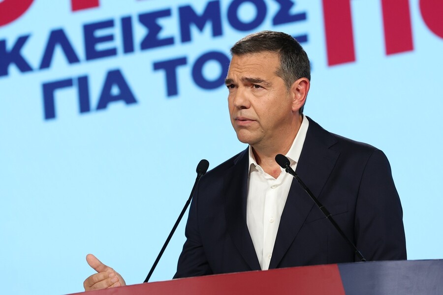 tsipras34_b7478a3d5a257f8b.jpg
