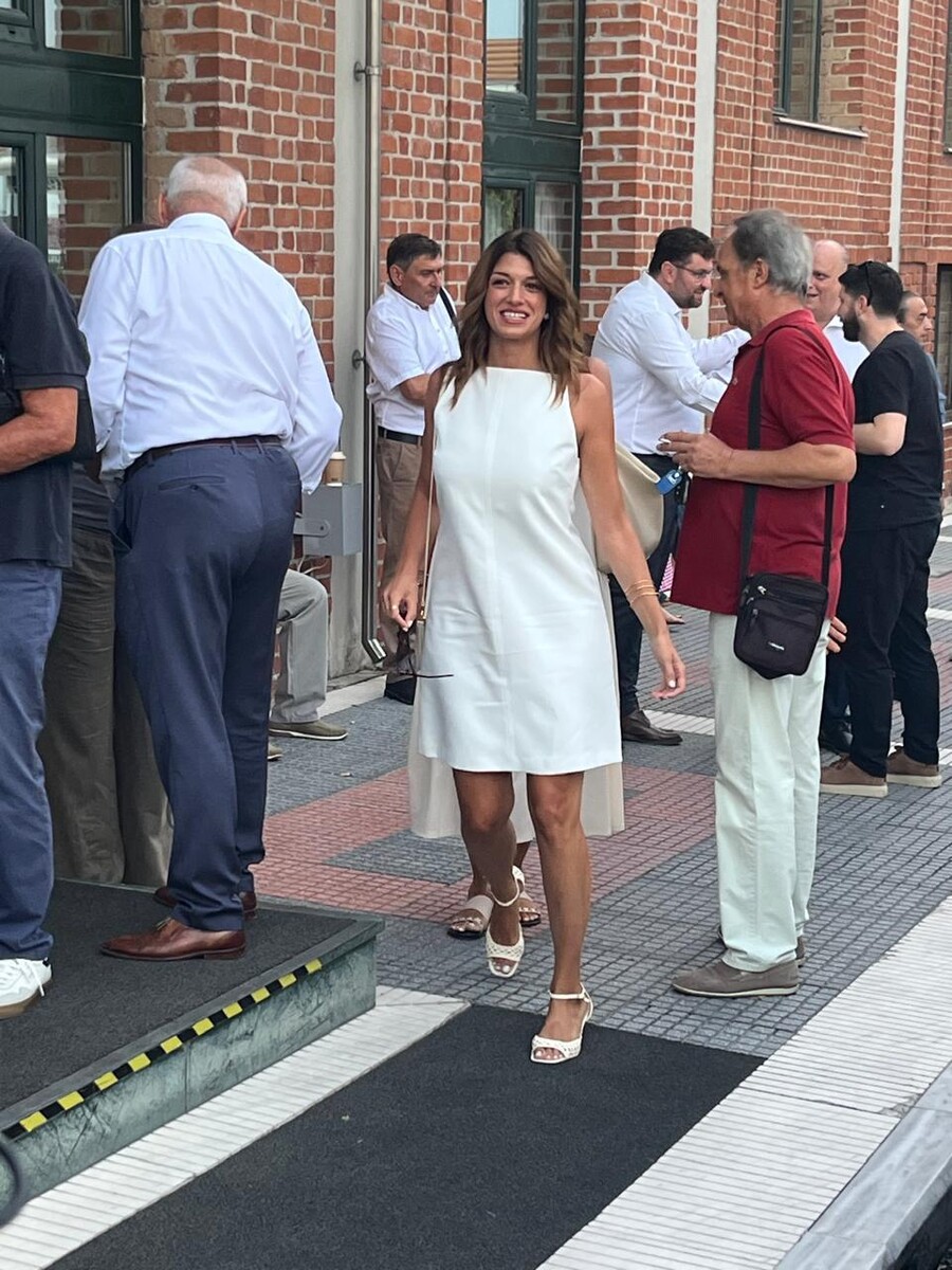 tsipras_notopoulou_89e790980c9bdb16.jpeg