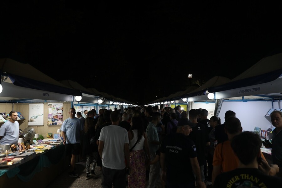 festival_vivliou2_516aefb7a8d08c3a.jpg