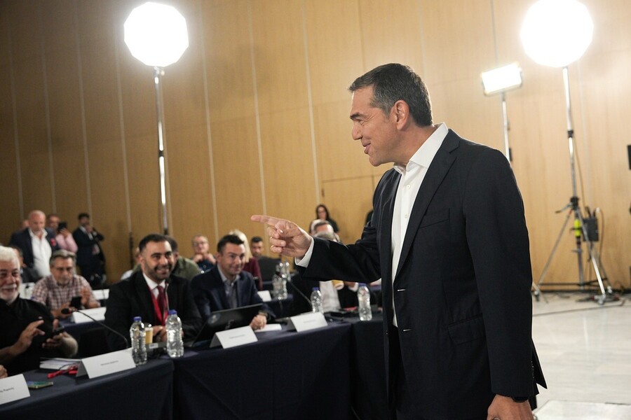 tsipras_sinenteuksi_deth3_f81ea19bc9bfbb97.jpg