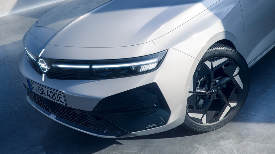 opel-astra-gse-line_3_c397f59cbcb52c2c.jpg