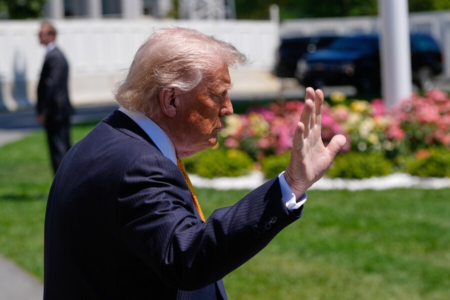 china_trump_1_9e5ba5dcb8c47faf.jpg