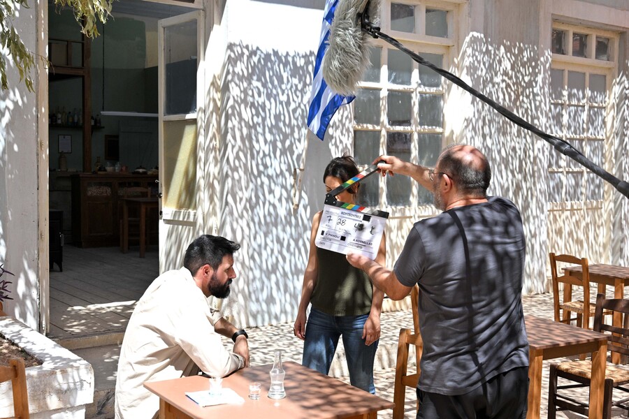 koutsoupies_backstage_16_66f96bcb846f3baf.jpg