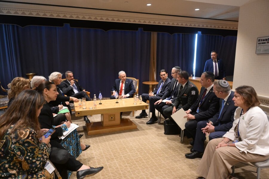 mitsotakis_netaniahou1_fad75d3fc48ea8a7.jpg