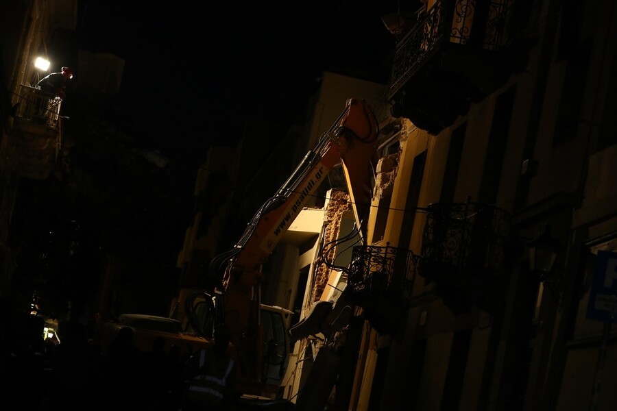 plaka24_8c969d4bdcbcabdd.jpg