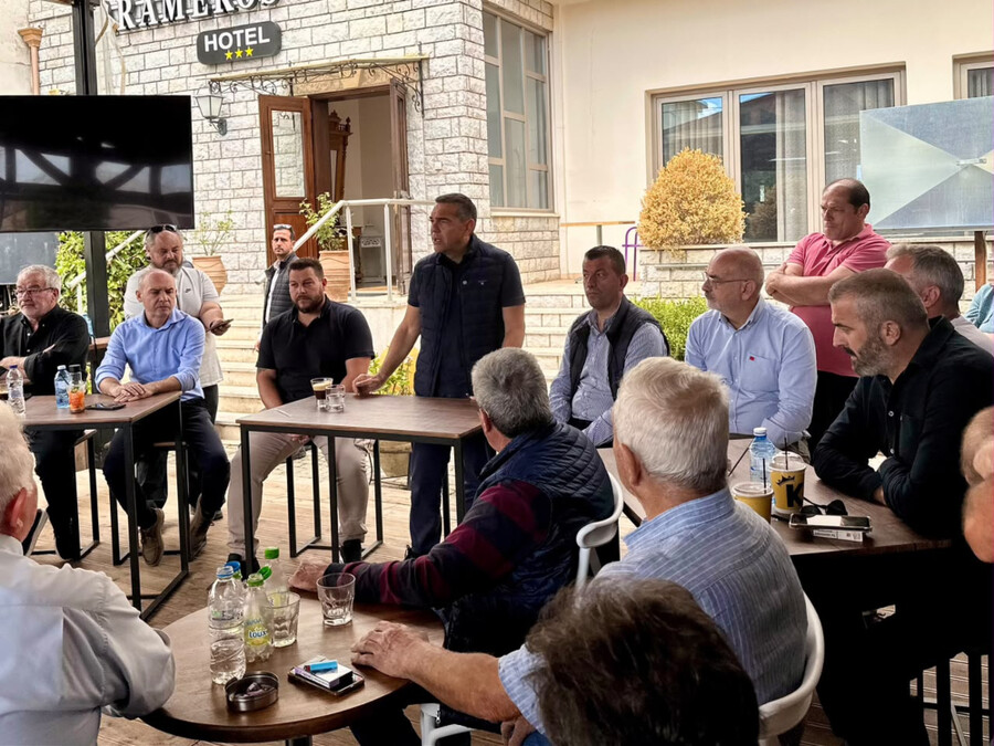 tsipras3_1fdc884f20be6ba8.jpg