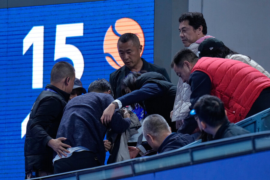 medvedev1_bd96cc5c2c7a509f.jpg