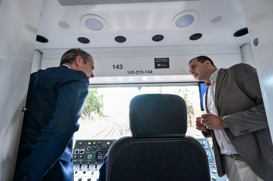 mitsotakis1_9427988735ead2de.jpg