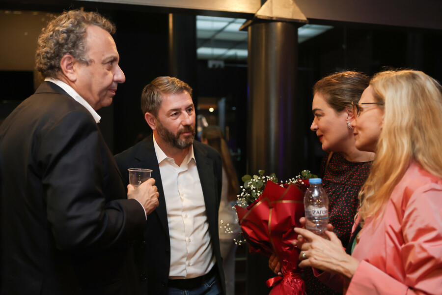 androulakis-thatriki-parastasi_2_5cdede8dc0b53bc3.jpg