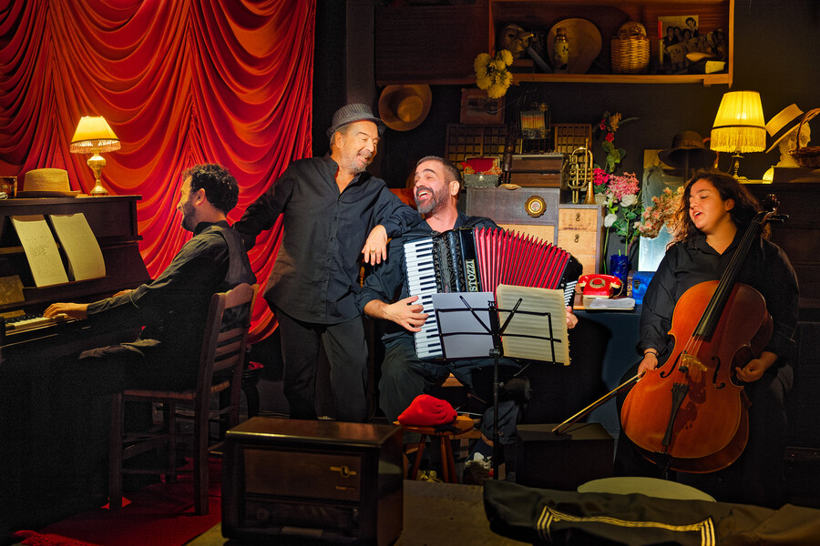 fasoulis-theatro-giorgos_kavallierakis_2_7aa5be4d1d3c0394.jpg