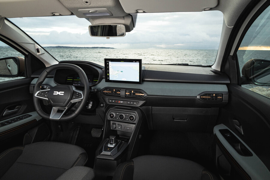 dacia_jogger_hybrid_155_-_extreme_version_21_4ab3993f0adba1a9.jpg